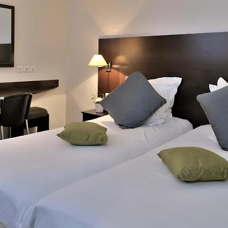 Hotel Les Remparts De La Cite - Carcassonne Szálloda 3*